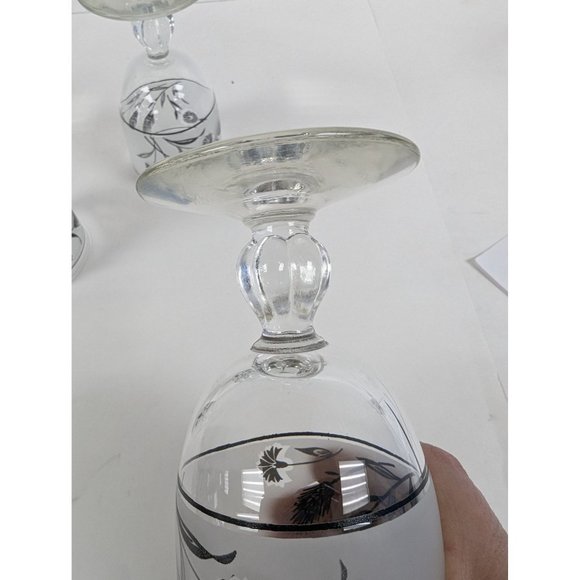 Set 3 Vintage Libbey Silver Wheat Frosted Glasses 5 1/2" by 2 7/8" Footed Stem - Picture 7 of 7